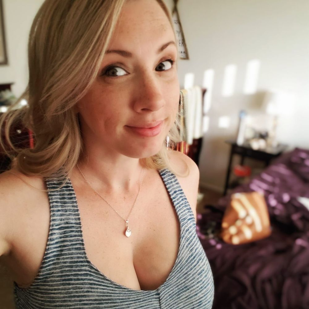 Meet your Posher, Kara